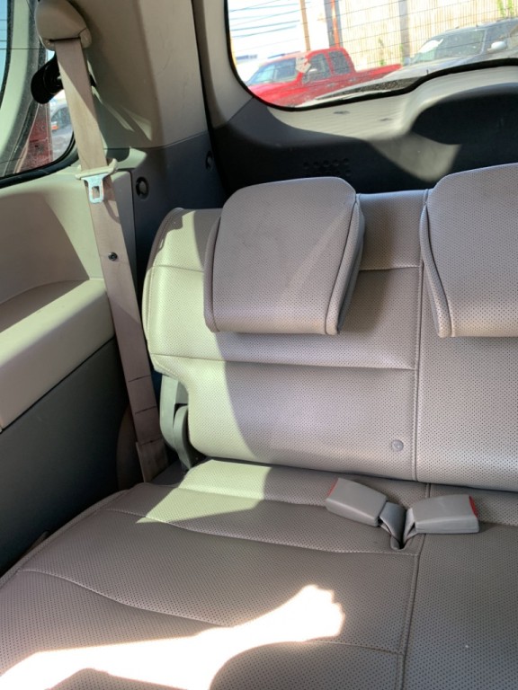 2008 Nissan Quest Image 18