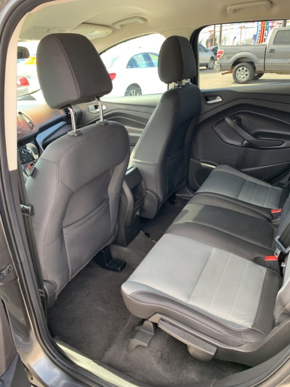 2016 Ford Escape Image 9