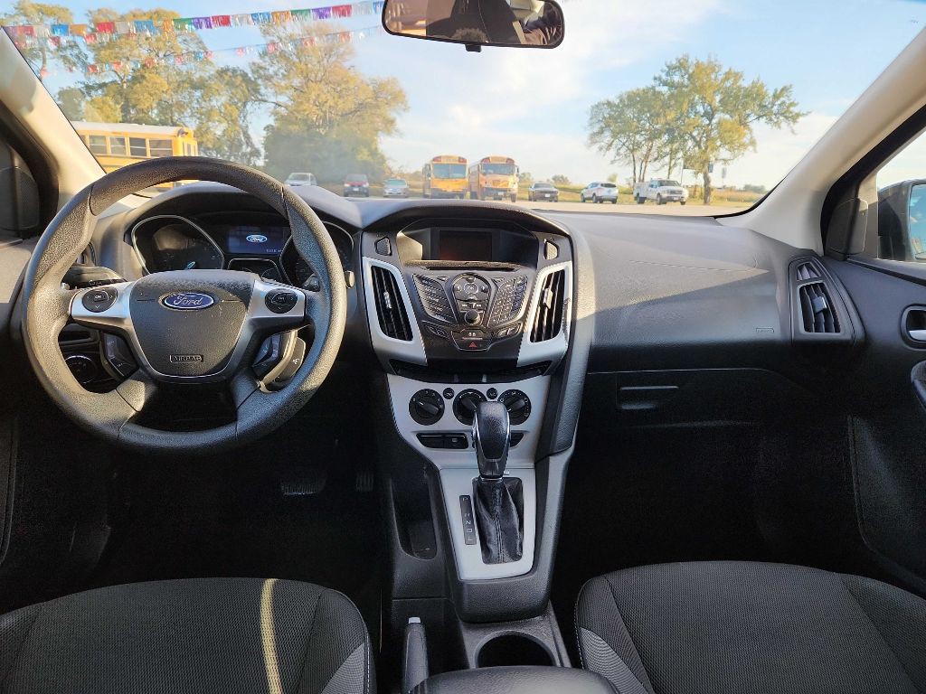 2013 Ford Focus Image 9