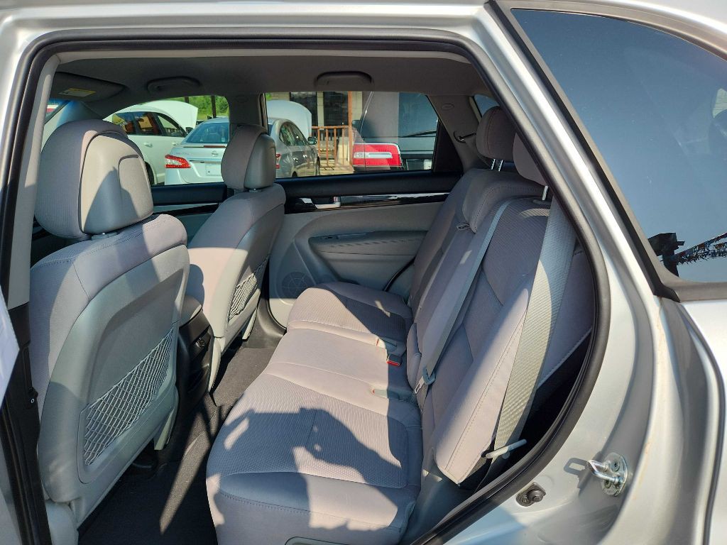 2015 Kia Sorento Image 8