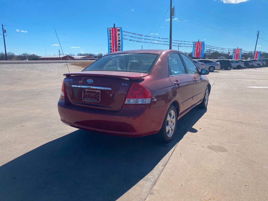 2007 Kia Spectra Image 3