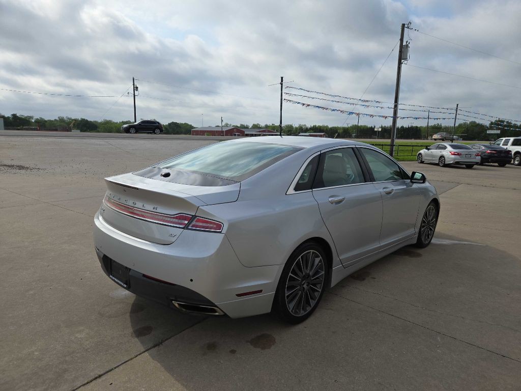 2015 Lincoln MKZ Image 3