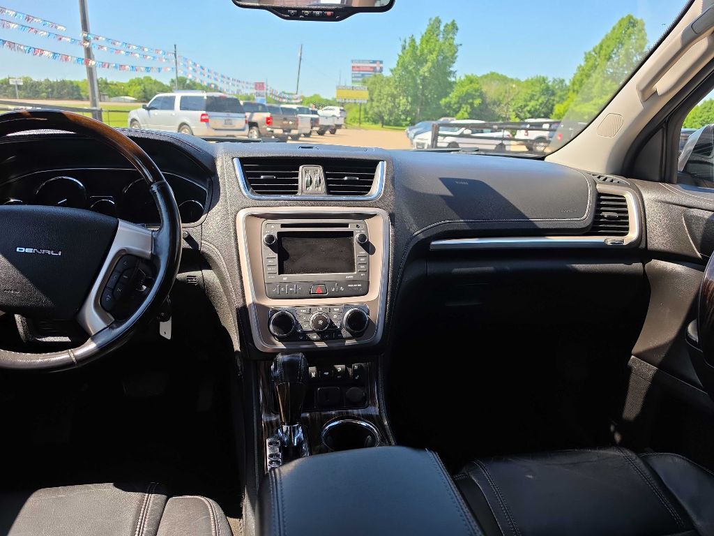 2016 GMC Acadia Image 11