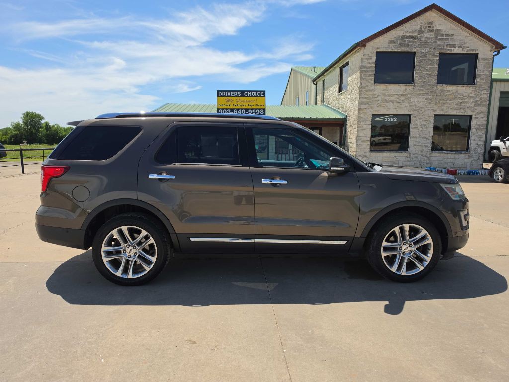 2016 Ford Explorer Image 5