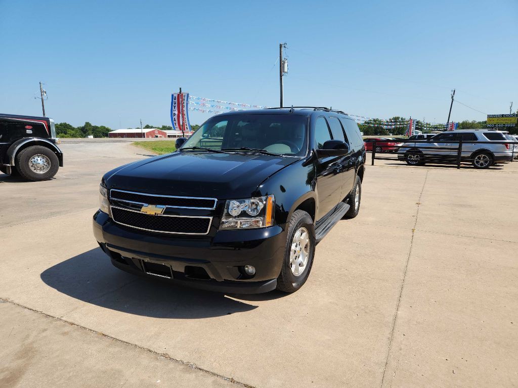 2011 Chevrolet Suburban Image 19