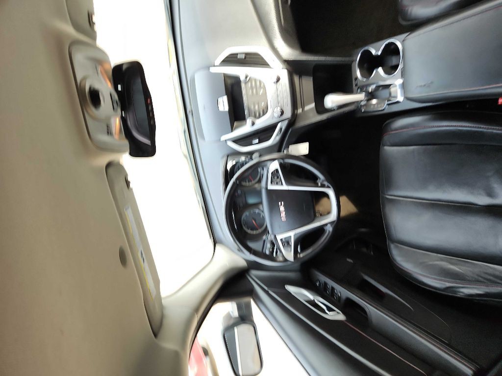 2011 GMC Terrain Image 9
