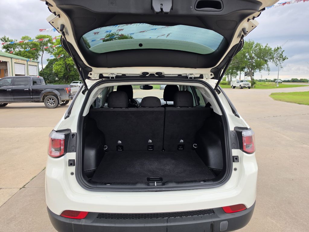 2019 Jeep Compass Image 6