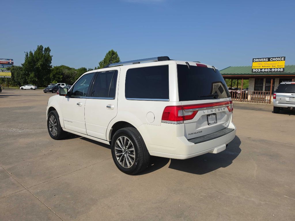 2016 Lincoln Navigator Image 5