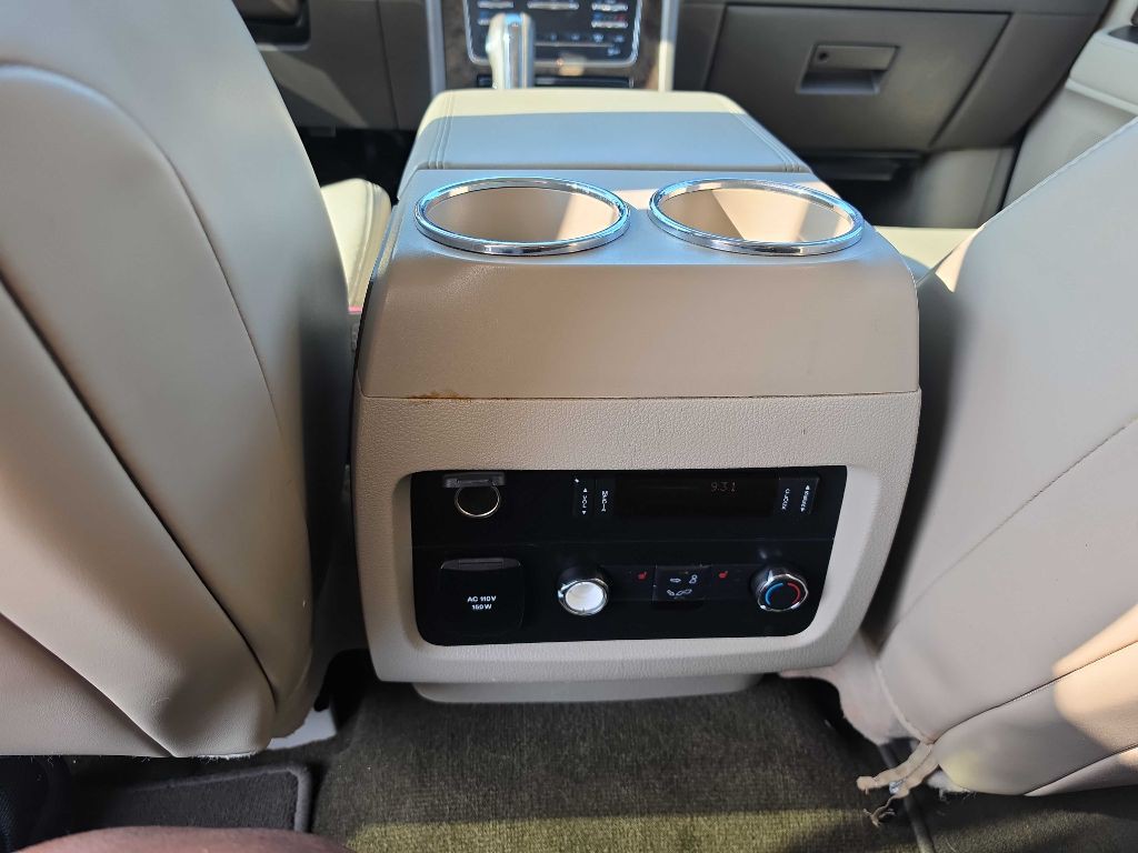 2016 Lincoln Navigator Image 11