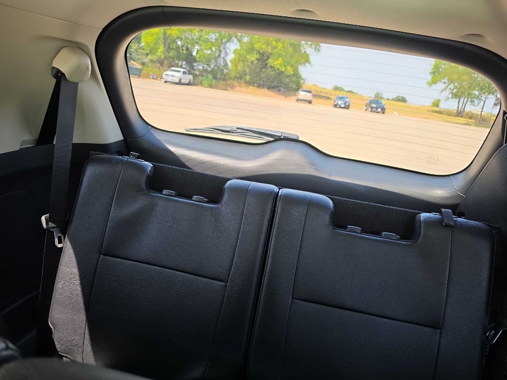 2016 Mitsubishi Outlander Image 10