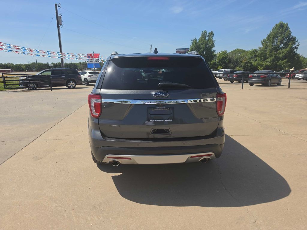 2017 Ford Explorer Image 3