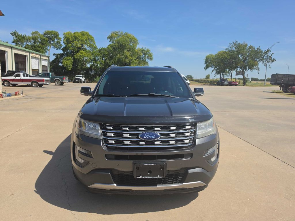 2017 Ford Explorer Image 9