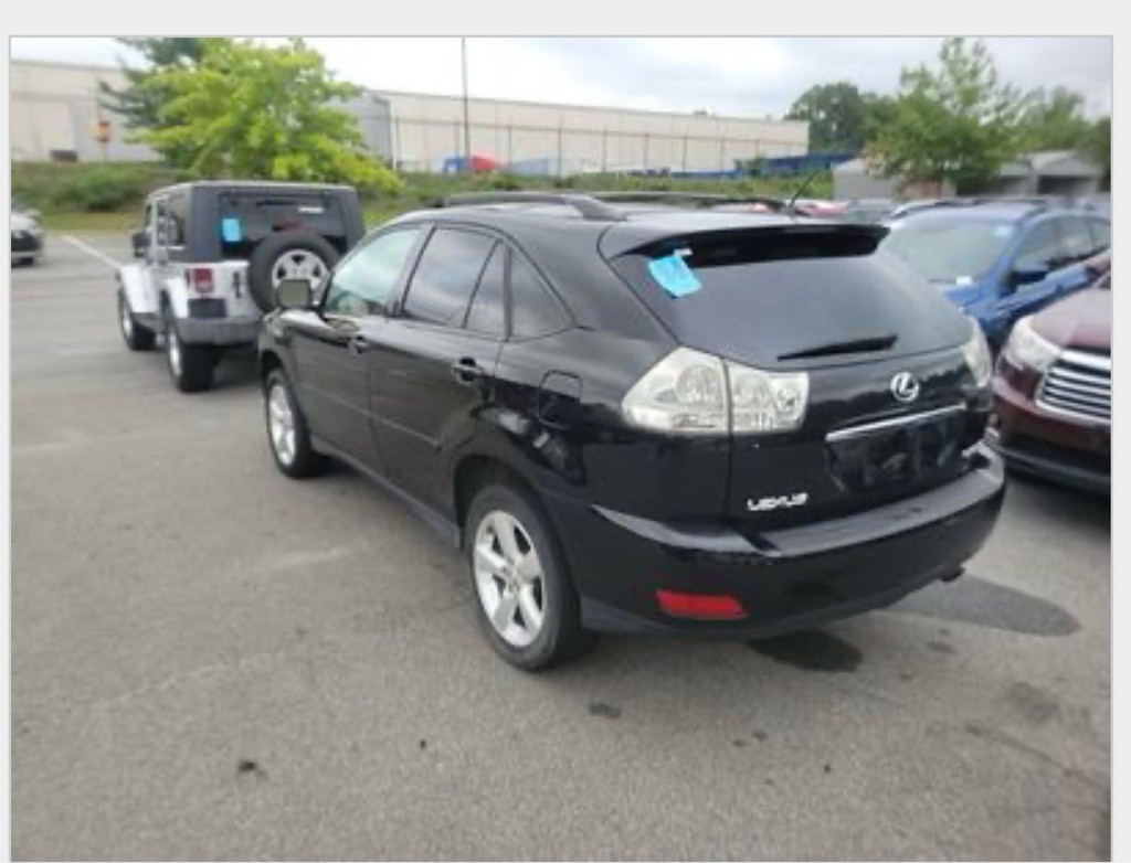 2004 Lexus RX Image 10