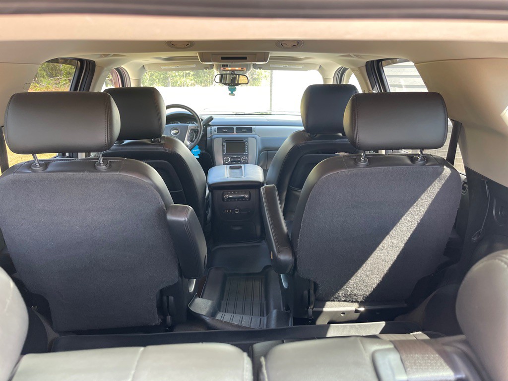 2010 Chevrolet Tahoe Image 3