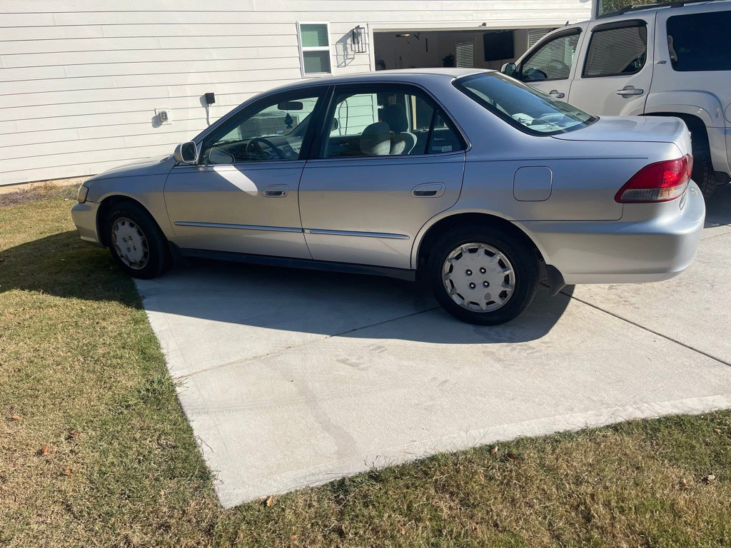 2002 Honda Accord Image 5