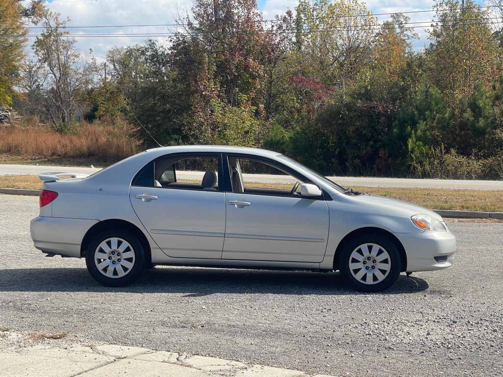 2003 Toyota Corolla Image 16