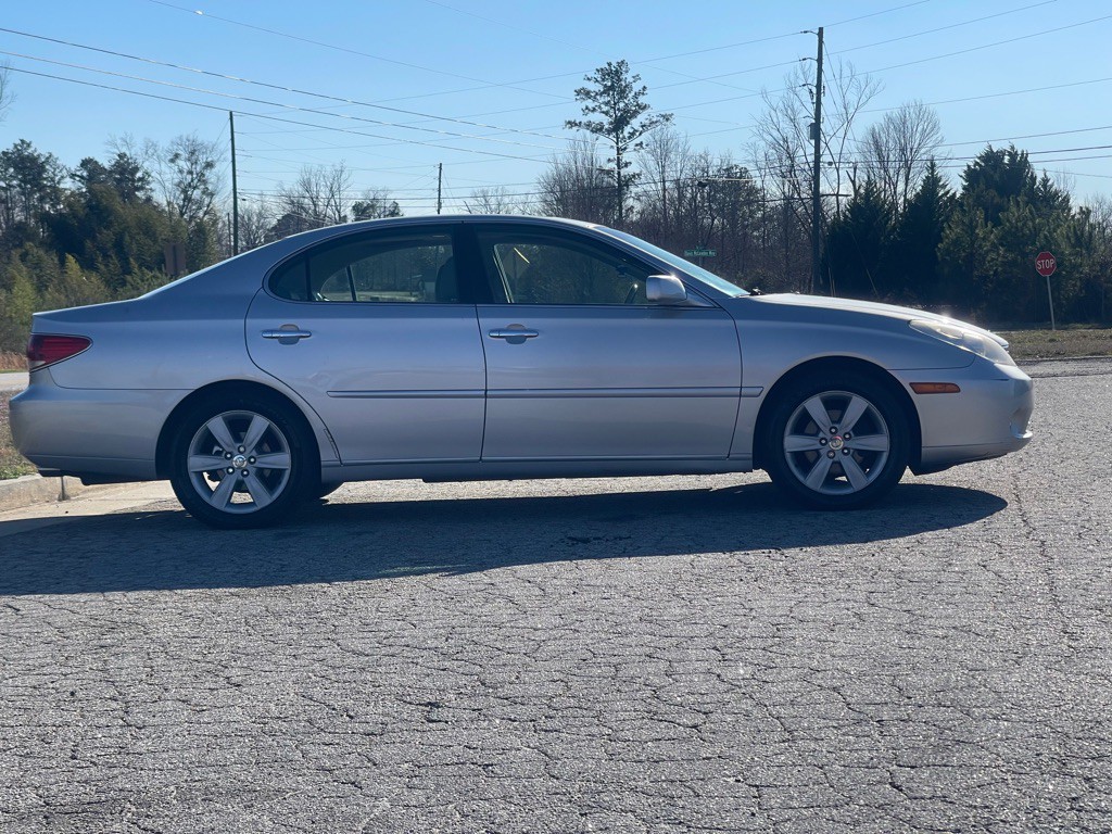 2005 Lexus ES Image 7