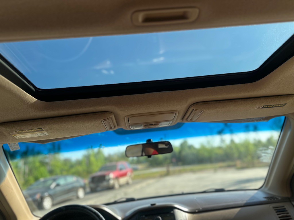 2005 Honda Pilot Image 2