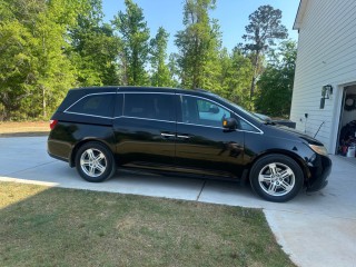 Image for 2012 Honda Odyssey Touring ID: 7370200