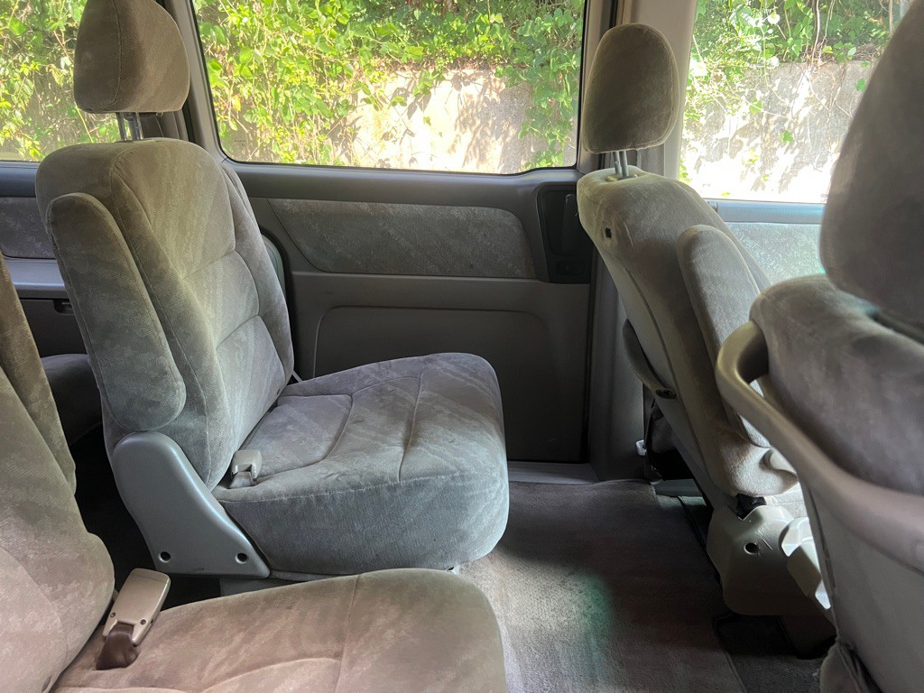 2004 Honda Odyssey Image 10