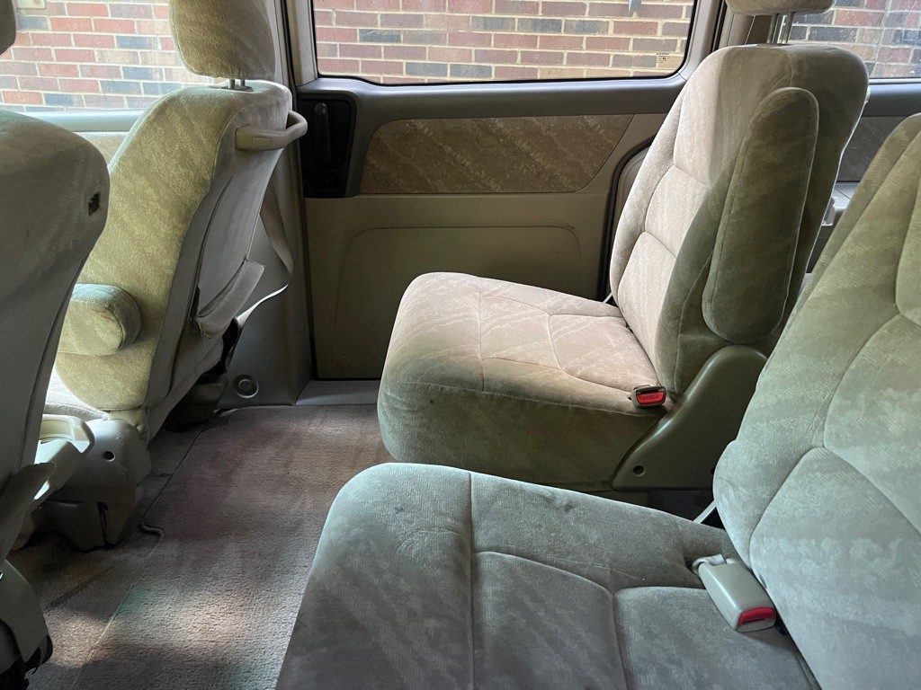 2004 Honda Odyssey Image 12