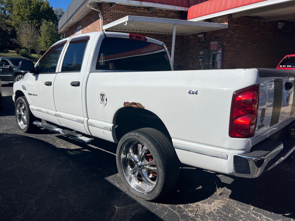 2007 Dodge Ram 1500 Image 4