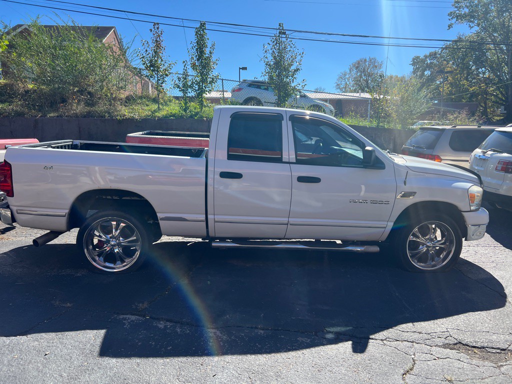 2007 Dodge Ram 1500 Image 7