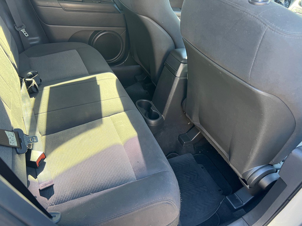 2011 Jeep Compass Image 12