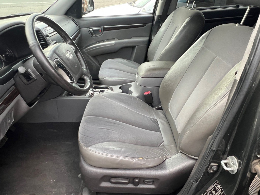 2010 Hyundai Santa Fe Image 8