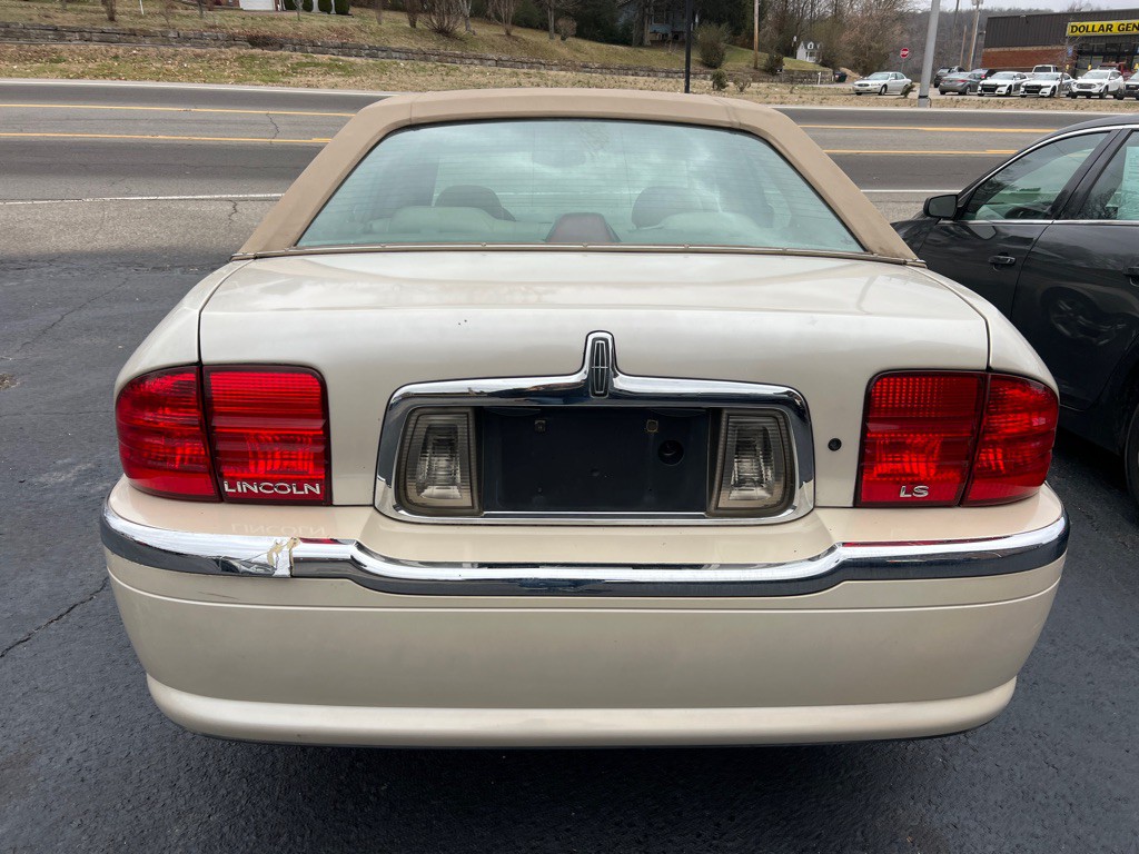 2000 Lincoln LS Image 5