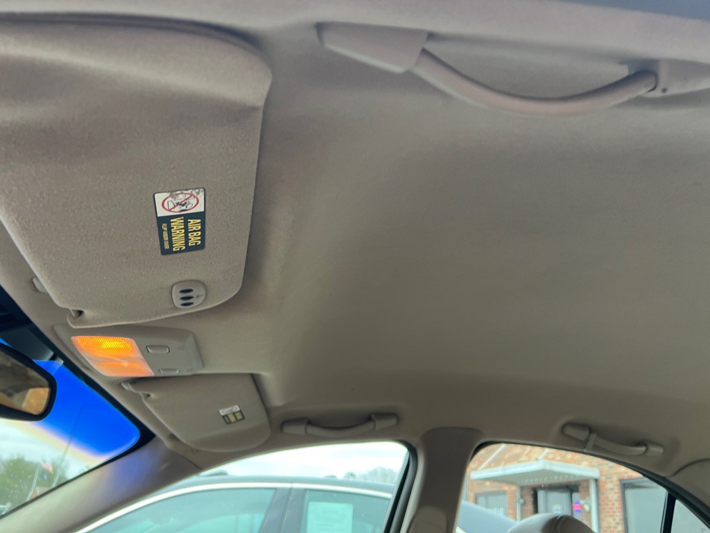 2000 Lincoln LS Image 14