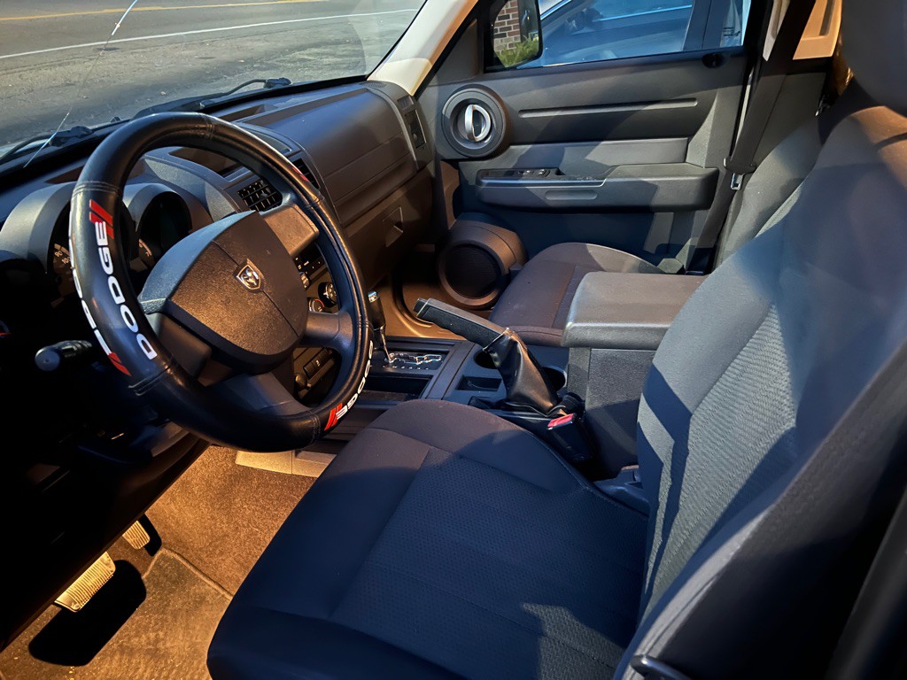 2011 Dodge Nitro Image 10