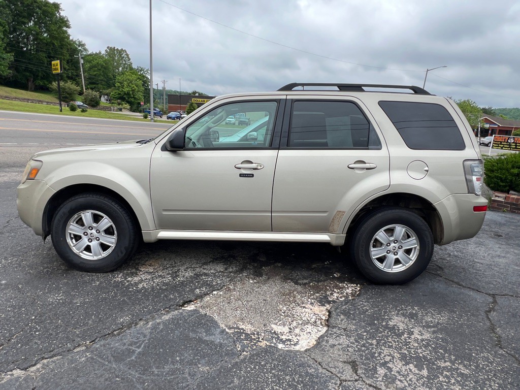 2010 Mercury Mariner Image 2