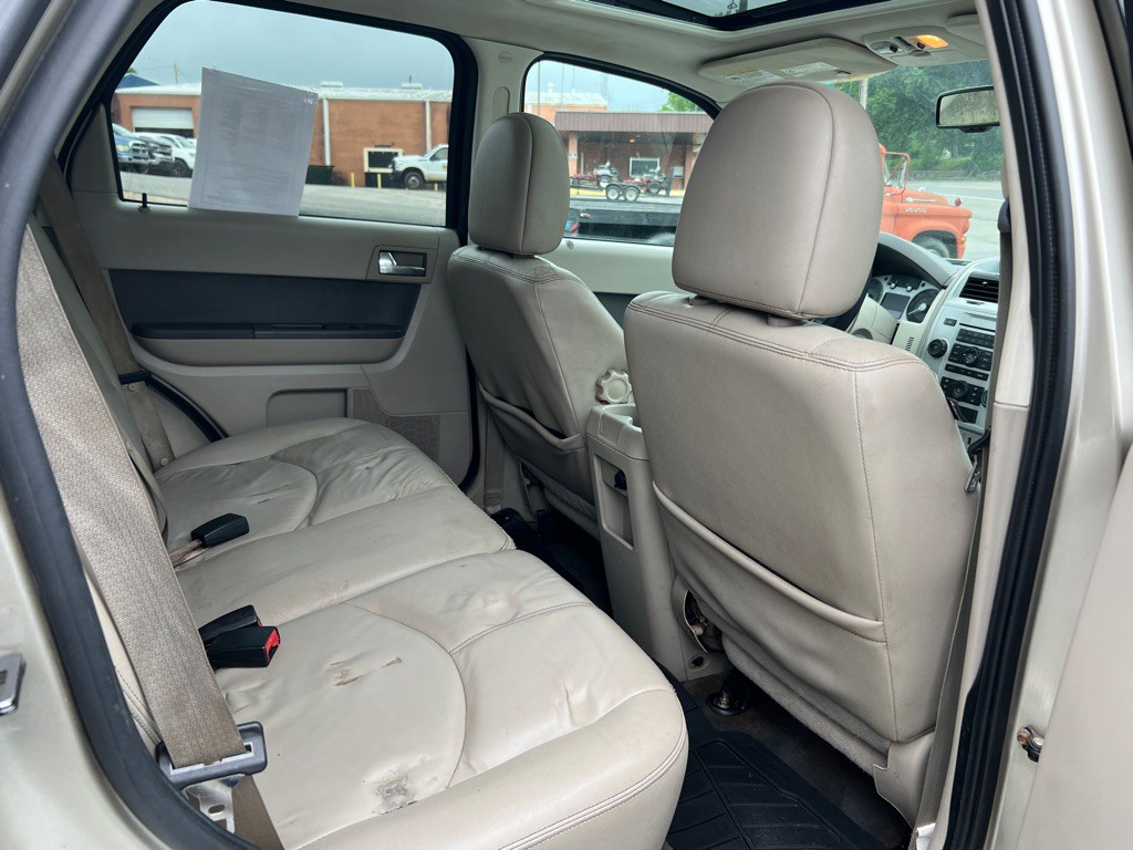 2010 Mercury Mariner Image 15