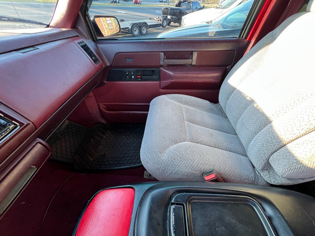 1989 GMC Sierra 1500 Image 13