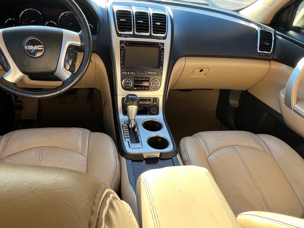 2011 GMC Acadia Image 19