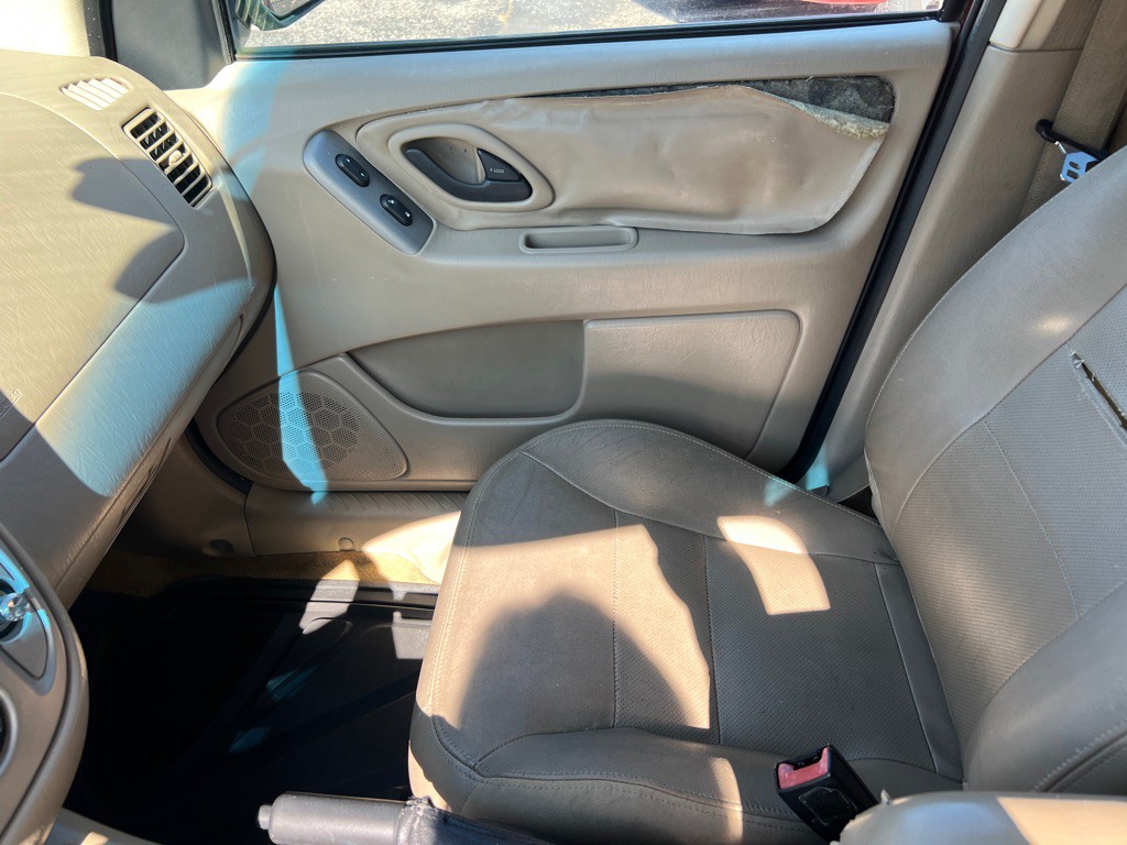2007 Ford Escape Image 9