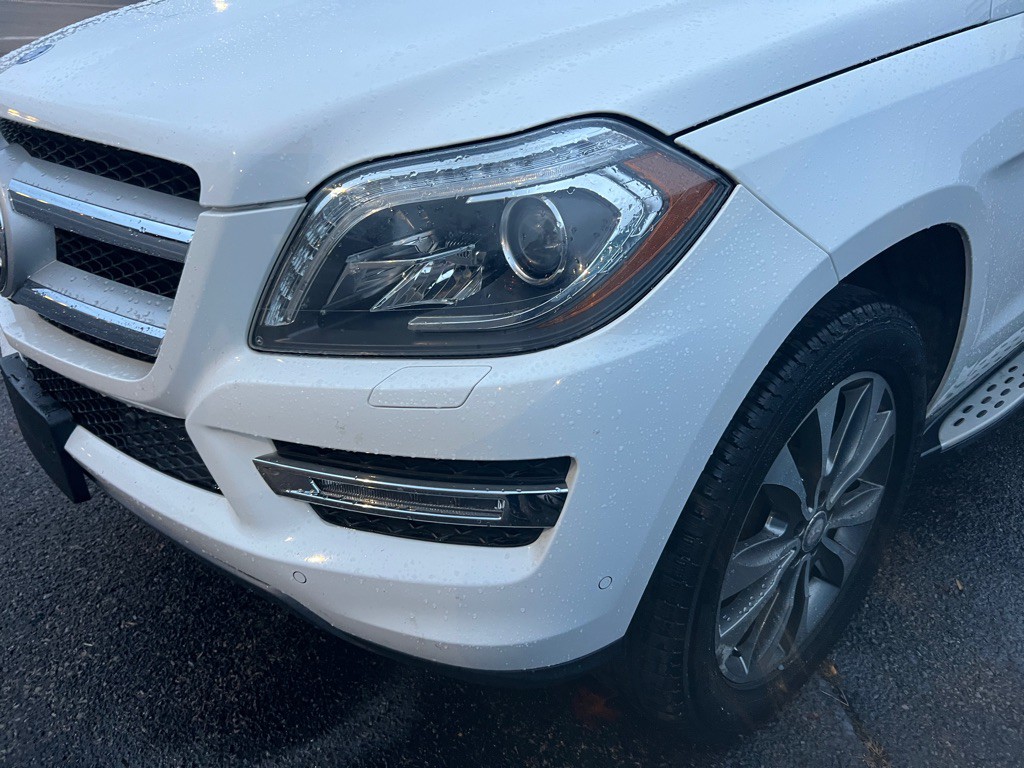 2014 Mercedes-Benz GL-Class Image 2