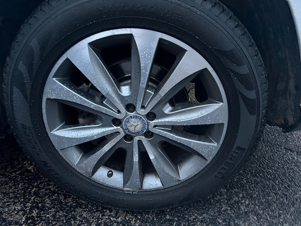 2014 Mercedes-Benz GL-Class Image 14