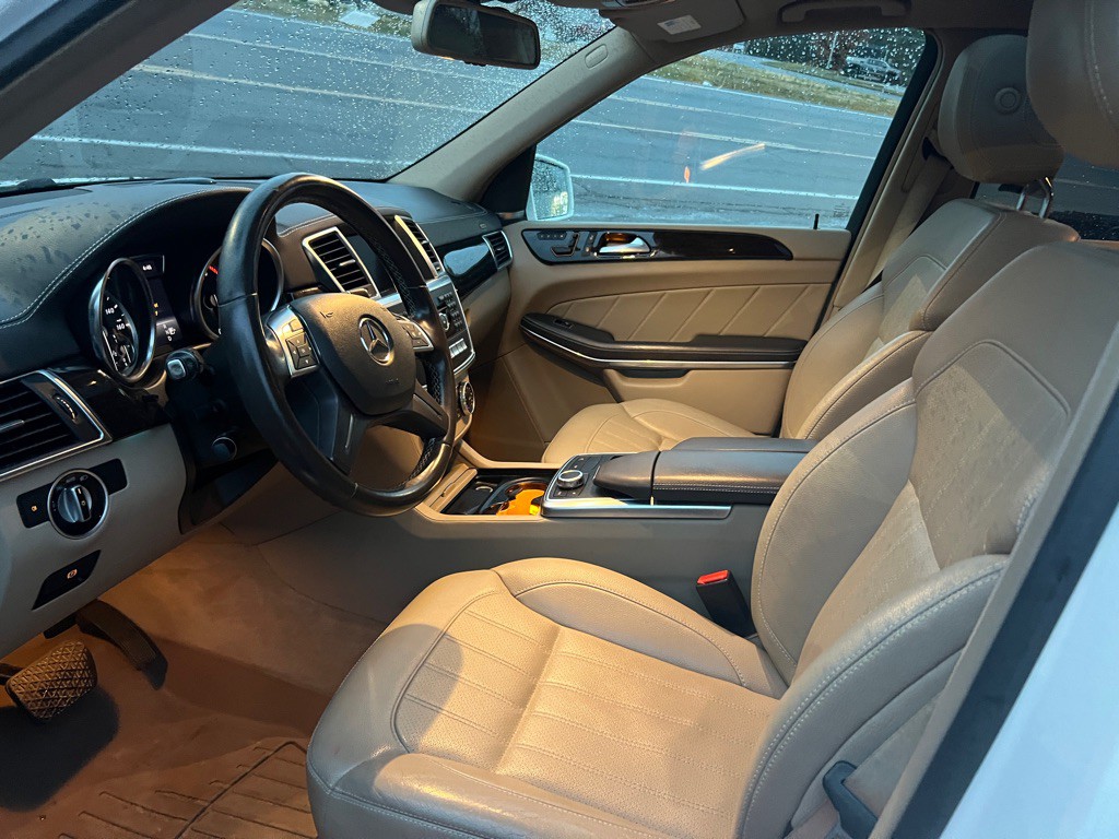 2014 Mercedes-Benz GL-Class Image 18