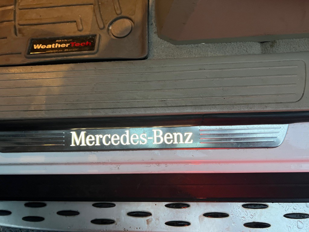 2014 Mercedes-Benz GL-Class Image 24