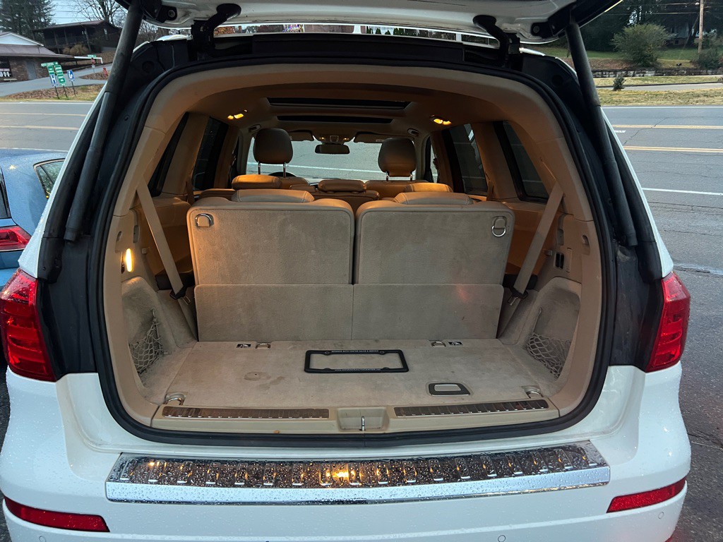 2014 Mercedes-Benz GL-Class Image 33