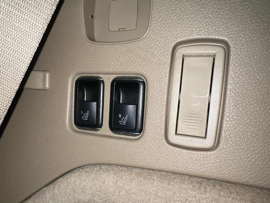 2014 Mercedes-Benz GL-Class Image 37