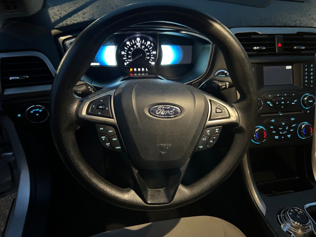 2018 Ford Fusion Image 15