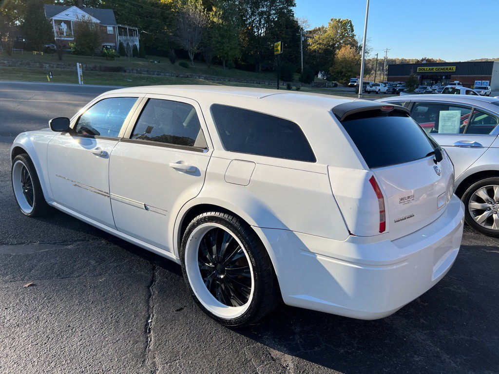 2007 Dodge Magnum Image 5