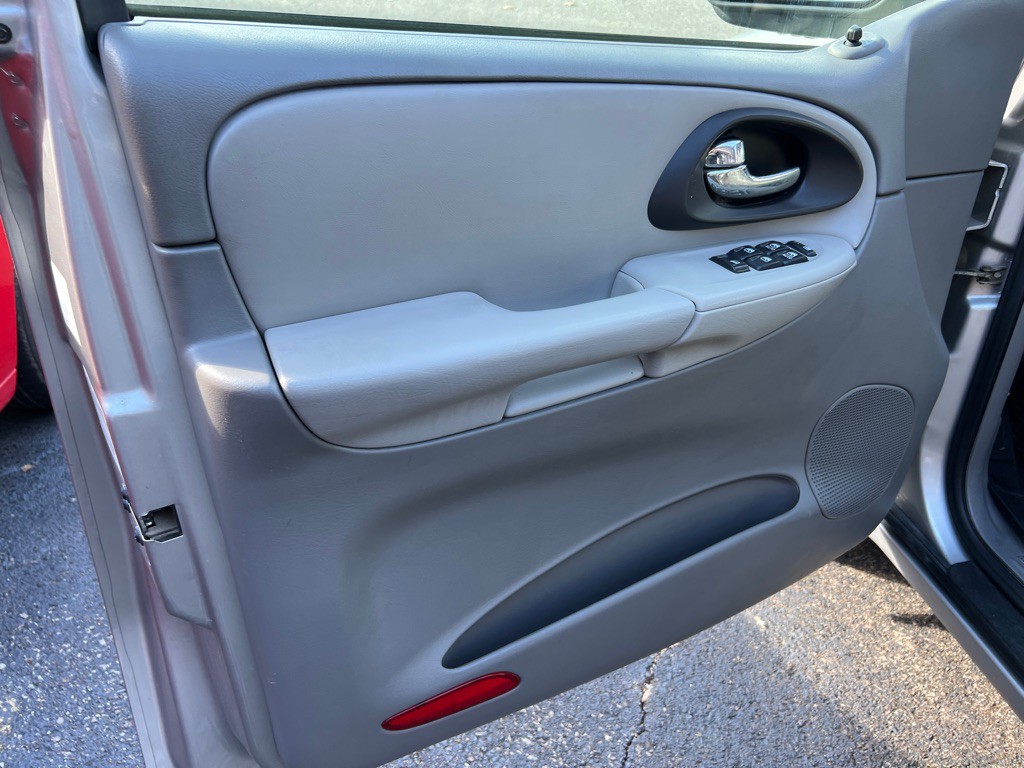 2005 Chevrolet Trailblazer Image 13