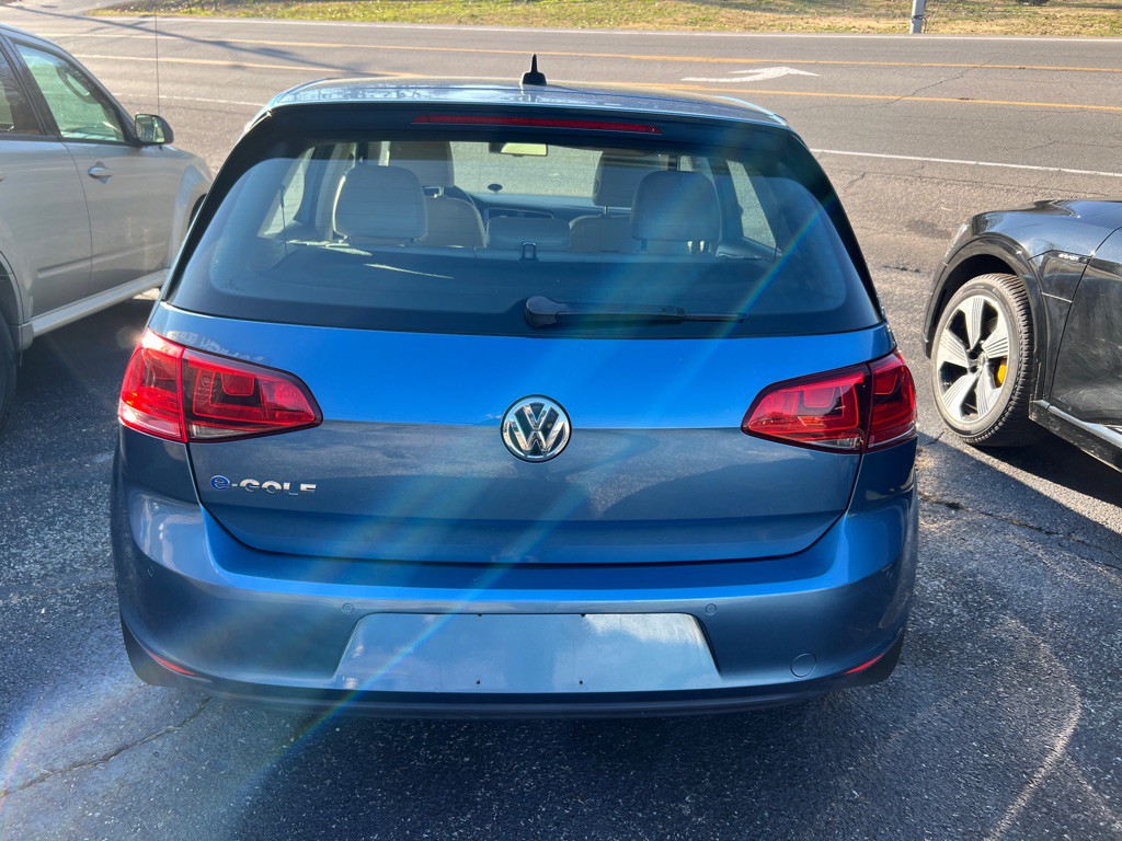 2015 Volkswagen Golf Image 6