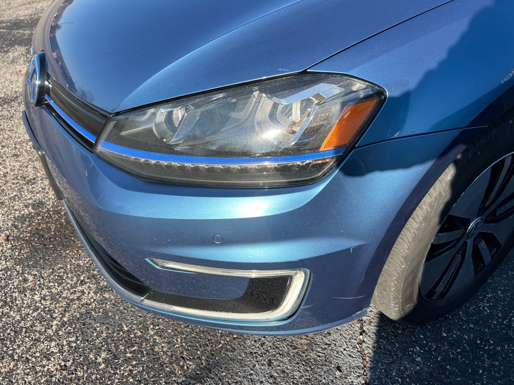 2015 Volkswagen Golf Image 9