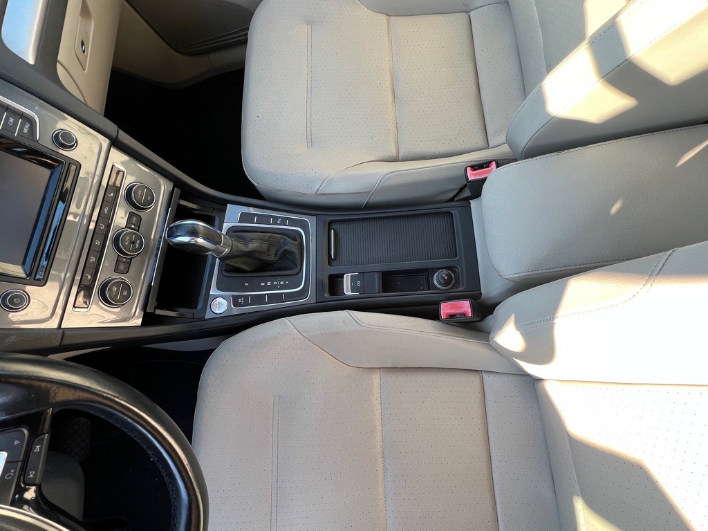 2015 Volkswagen Golf Image 14