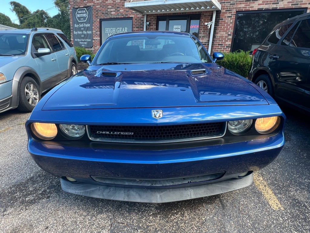 2009 Dodge Challenger Image 2